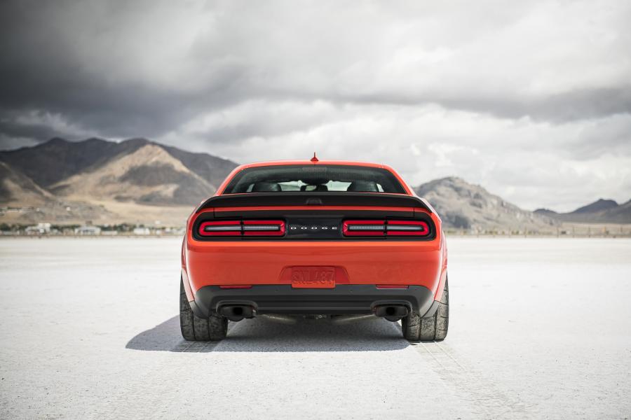  Dodge Challenger SRT Super Stock (LC) 2020 года  (фото 7 из 44)